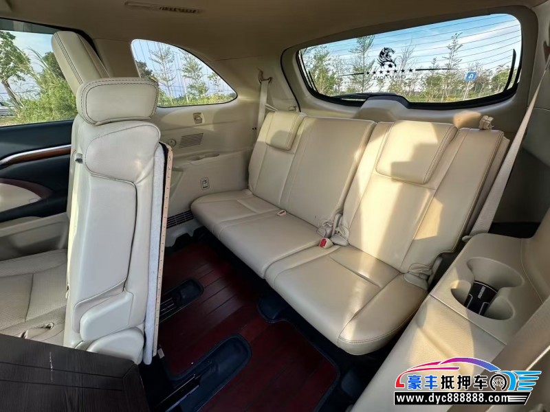 17年丰田汉兰达轿车抵押车出售