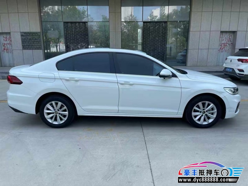 21年大众宝来轿车抵押车出售