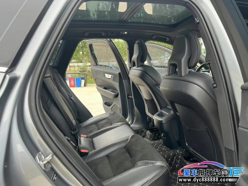 18年沃尔沃XC60轿车抵押车出售