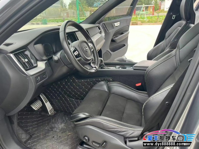 18年沃尔沃XC60轿车抵押车出售