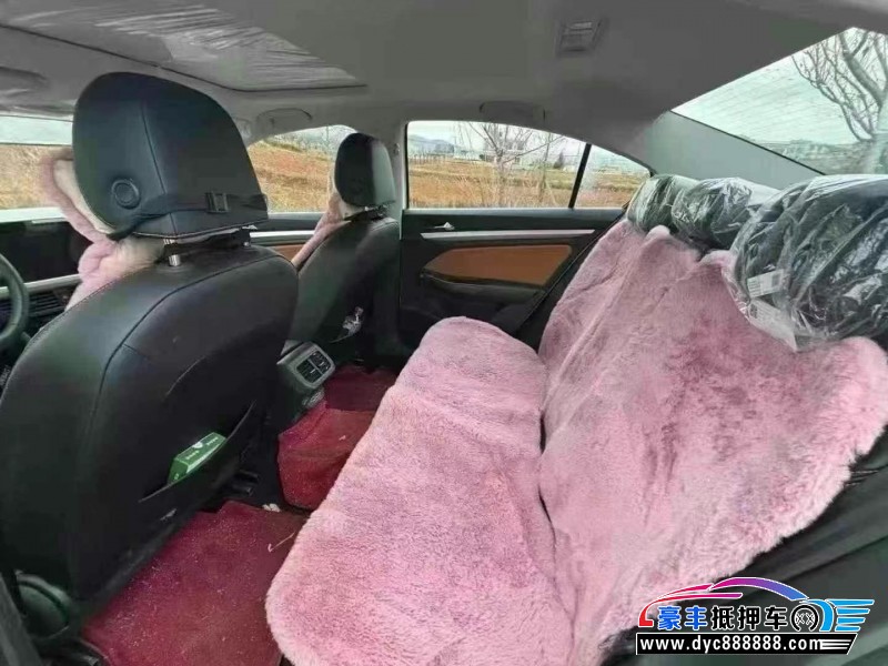 25年大众宝来轿车抵押车出售