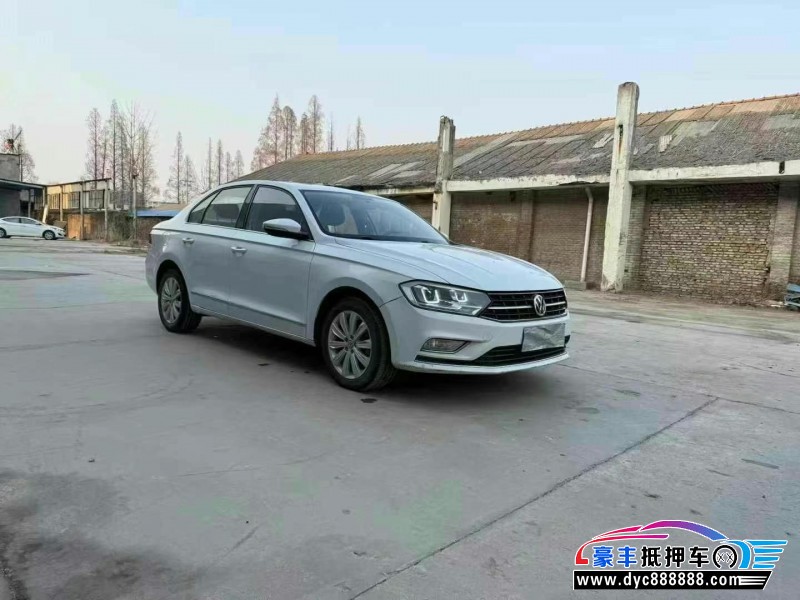 18年大众宝来轿车抵押车出售