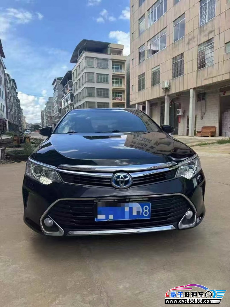 17年丰田凯美瑞轿车抵押车出售
