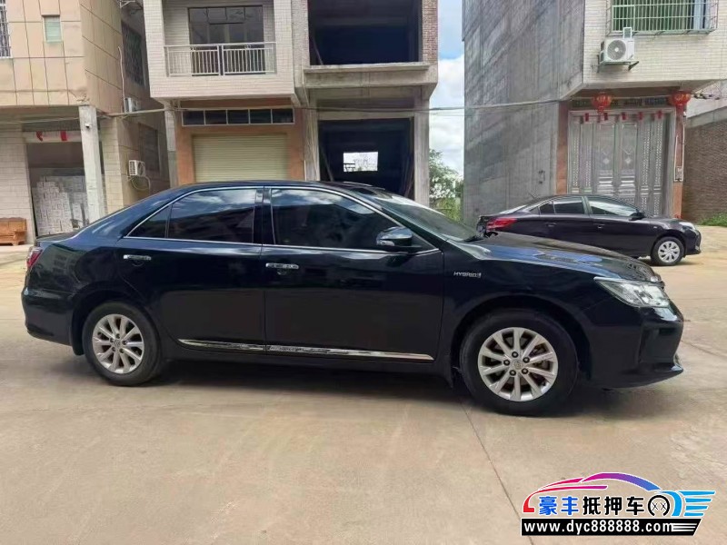 17年丰田凯美瑞轿车抵押车出售