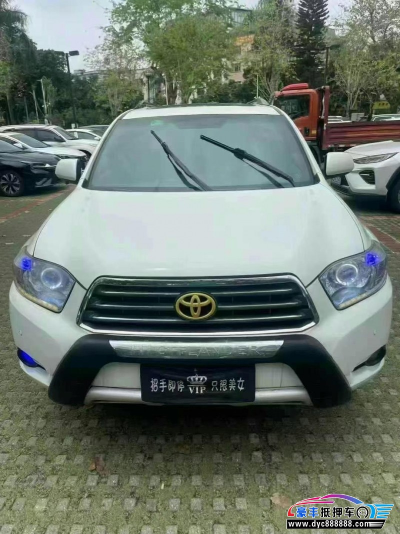 12年丰田汉兰达轿车抵押车出售