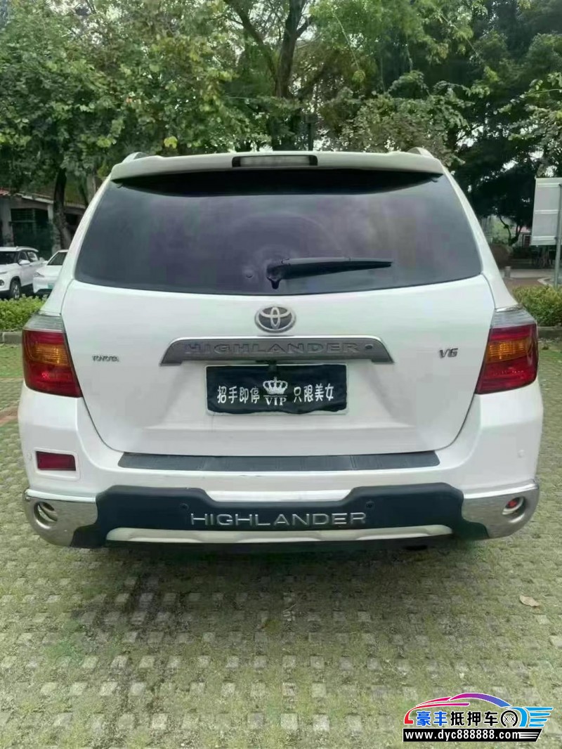 12年丰田汉兰达轿车抵押车出售