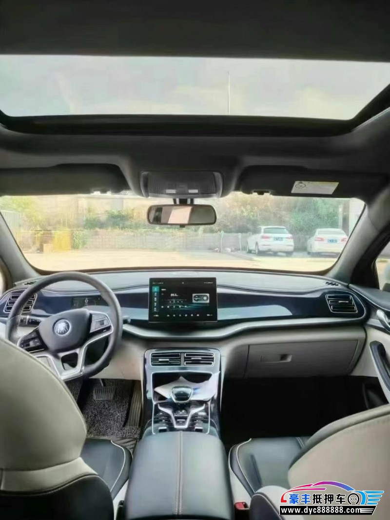 22年比亚迪秦轿车抵押车出售