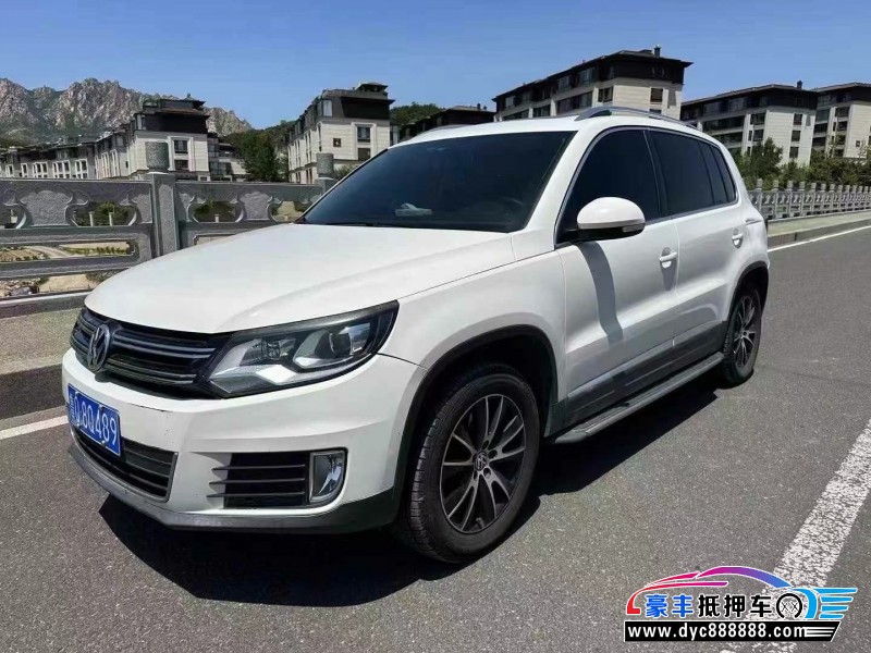 16年大众途观轿车抵押车出售