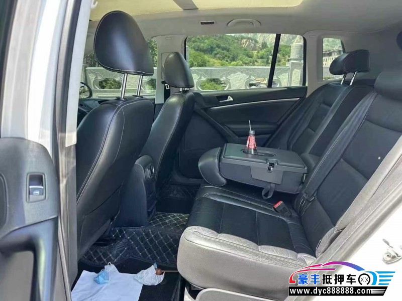 16年大众途观轿车抵押车出售