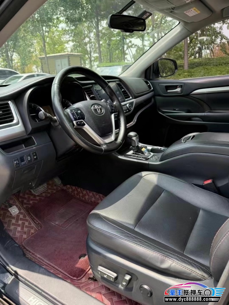 18年丰田汉兰达轿车抵押车出售