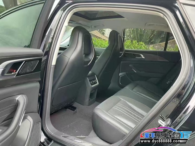 23年红旗H6轿车抵押车出售