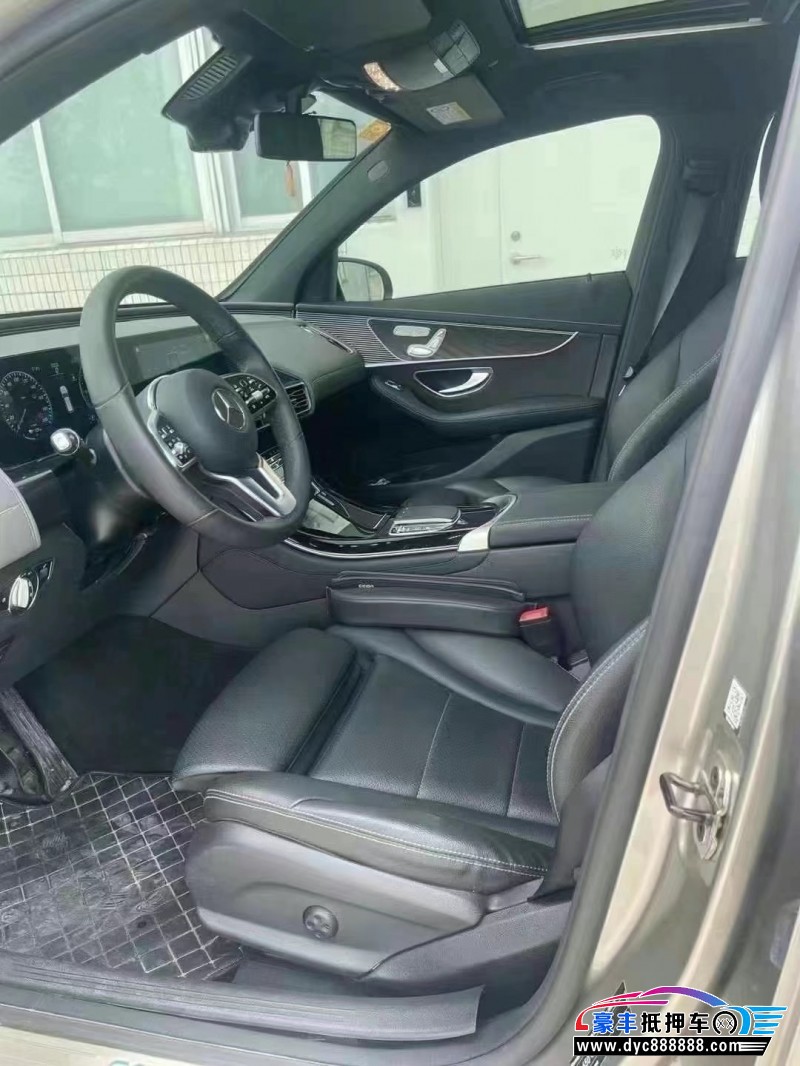 21年奔驰EQC轿车抵押车出售