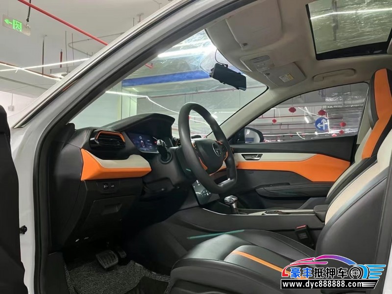 22年东风风神奕炫轿车抵押车出售