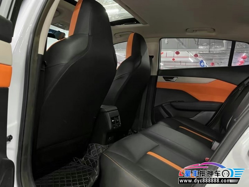 22年东风风神奕炫轿车抵押车出售