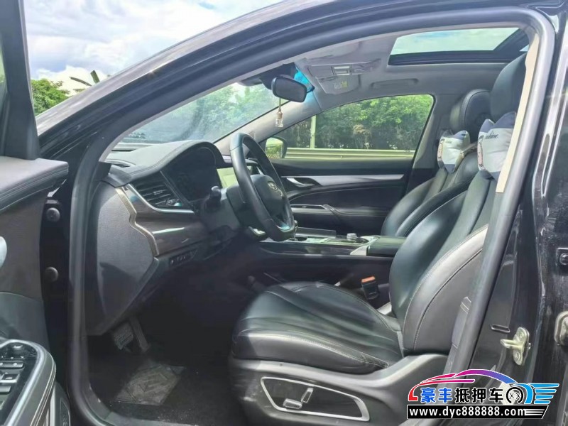 20年吉利博瑞轿车抵押车出售