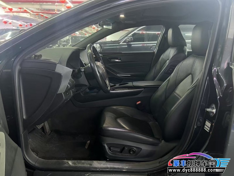 21年丰田亚洲龙轿车抵押车出售