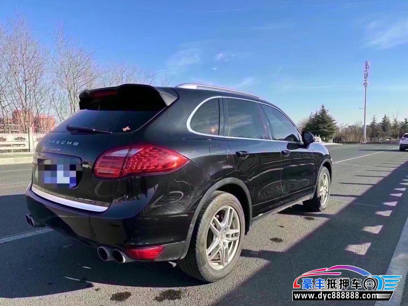 13年保时捷卡宴轿车抵押车出售