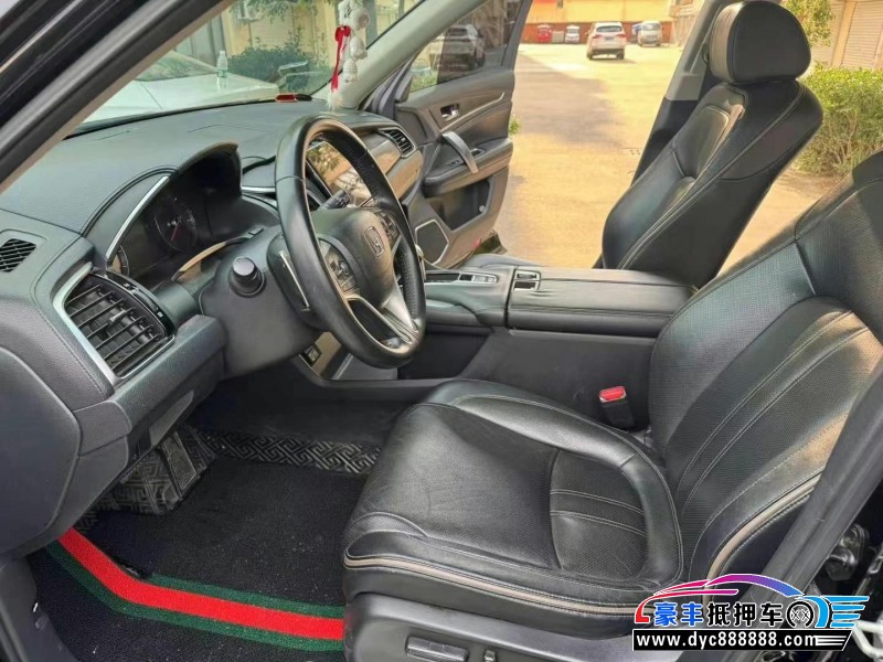 21年本田冠道轿车抵押车出售