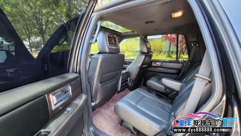 16年林肯领航员SUV抵押车出售