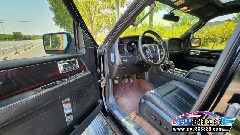 16年林肯领航员SUV抵押车出售