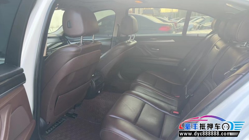 17年宝马5系轿车抵押车出售