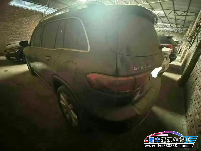 20年奔驰GLB轿车抵押车出售
