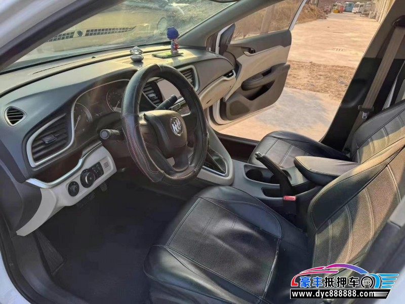 20年别克英朗轿车抵押车出售