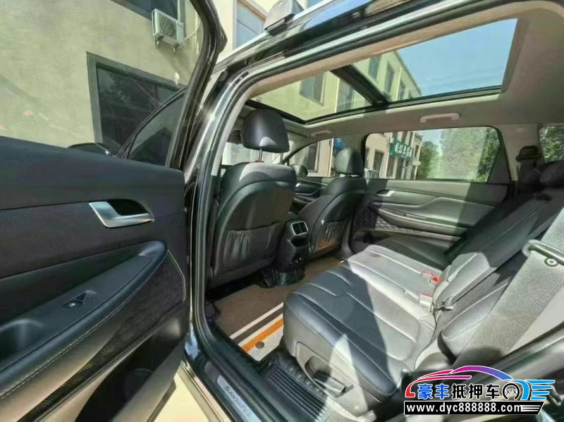 21年现代新胜达轿车抵押车出售