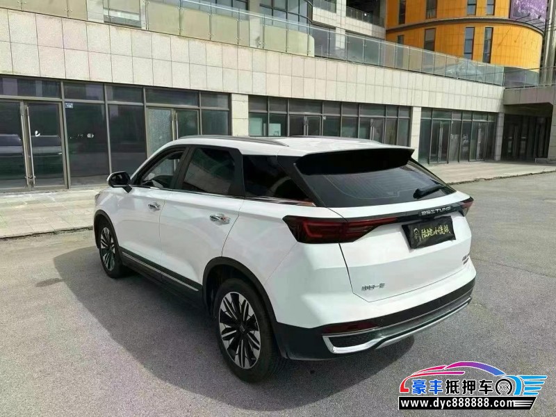 24年奔腾T77轿车抵押车出售