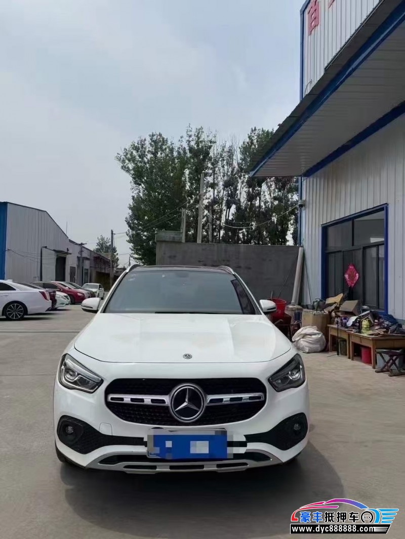 20年奔驰GLA轿车抵押车出售