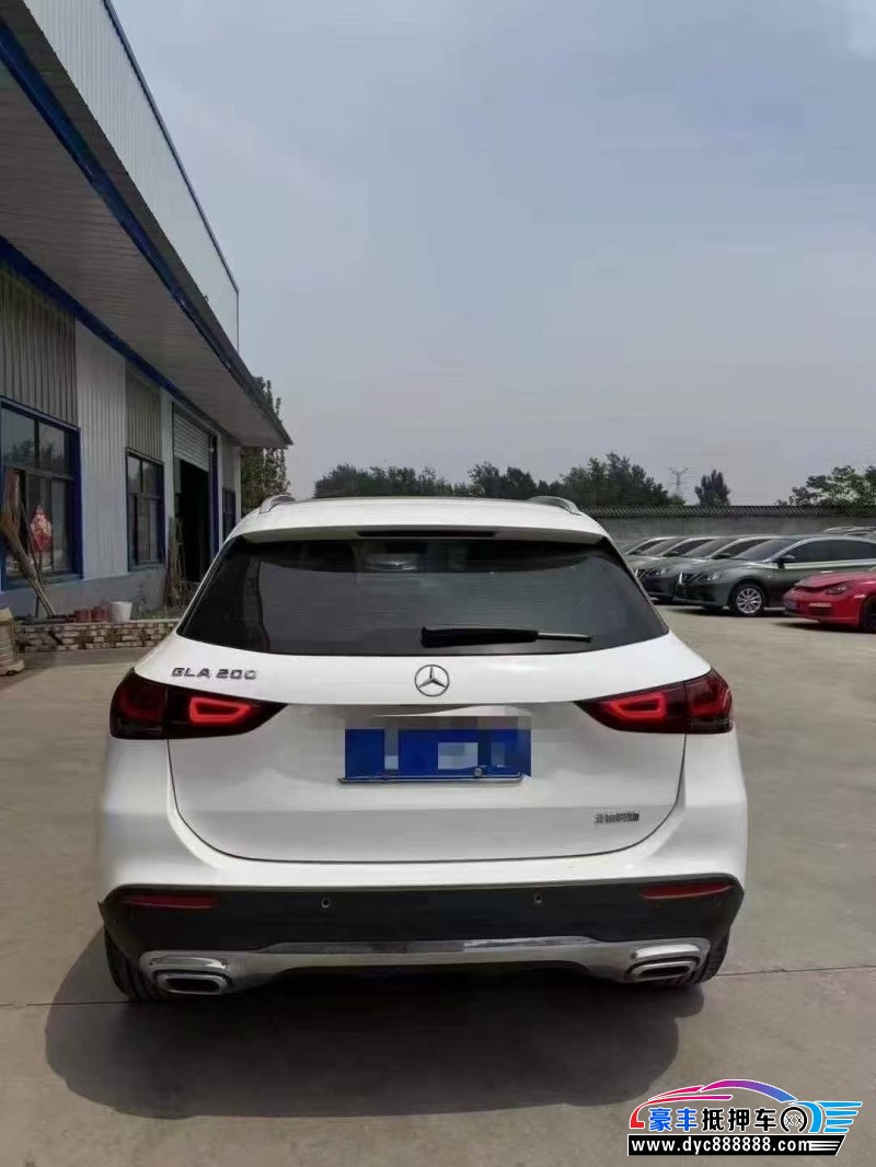 20年奔驰GLA轿车抵押车出售