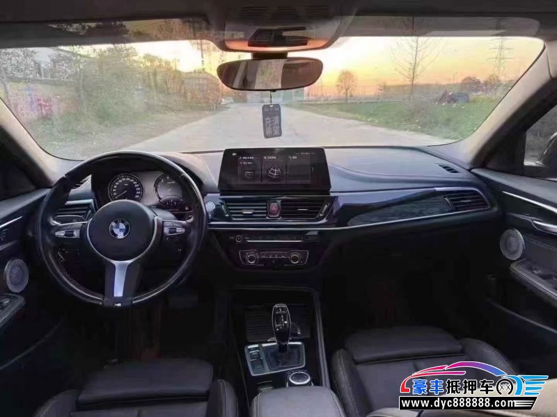 22年宝马1系轿车抵押车出售