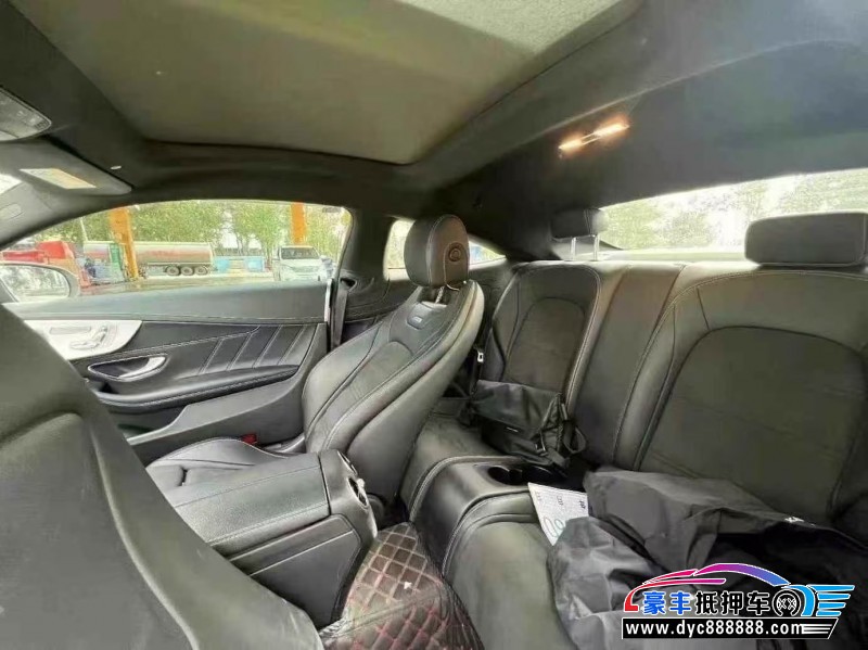 21年奔驰C级AMG轿车抵押车出售