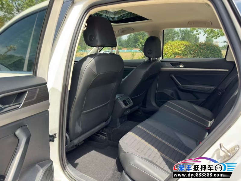 21年大众朗逸轿车抵押车出售