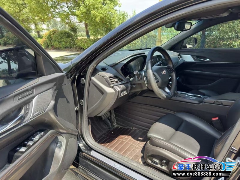 21年凯迪拉克CT4轿车抵押车出售