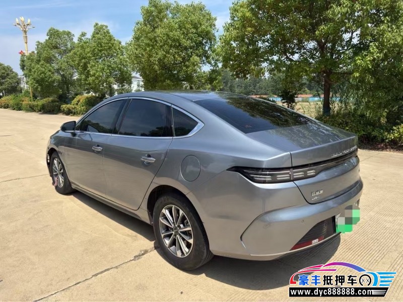 24年比亚迪驱逐舰轿车抵押车出售