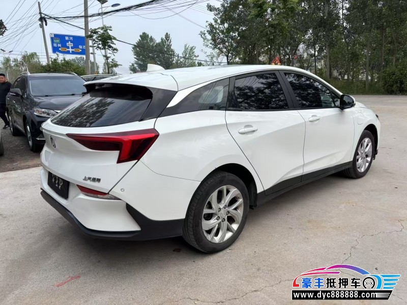 24年别克微蓝轿车抵押车出售