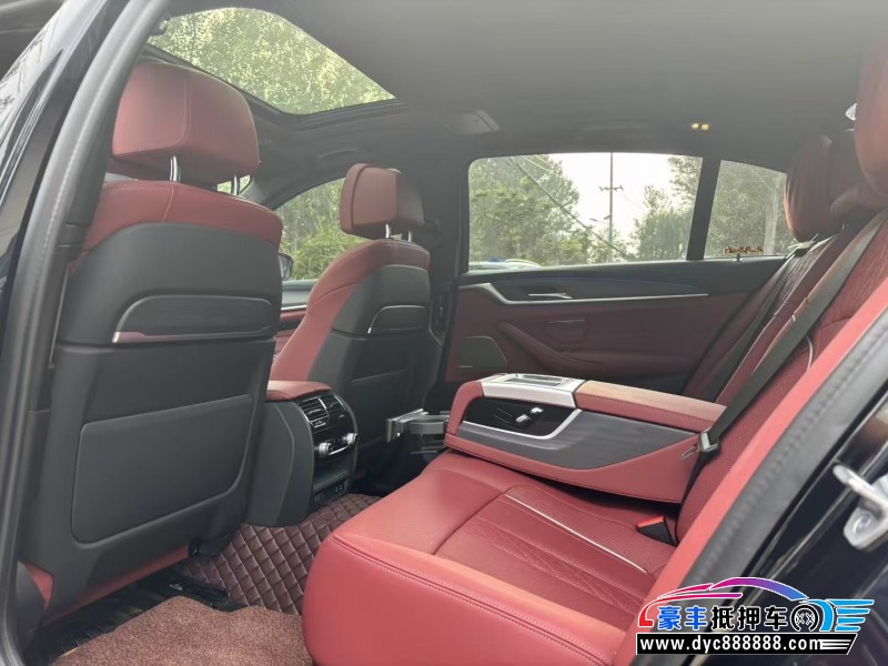 21年宝马5系轿车抵押车出售