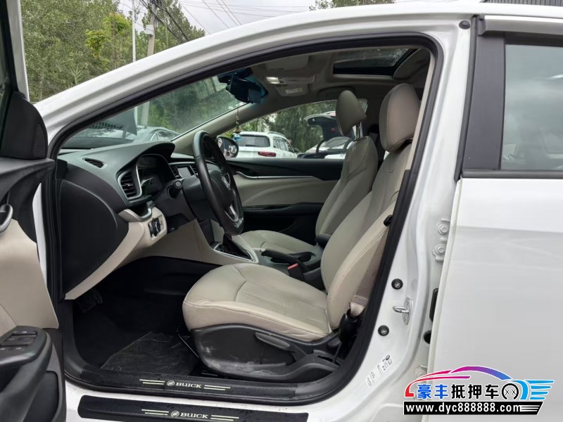 20年别克英朗轿车抵押车出售