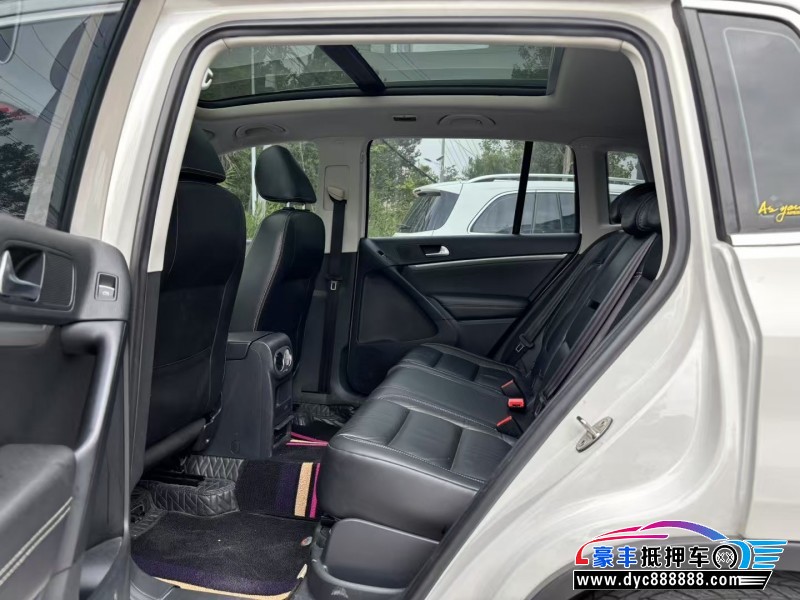 17年大众途观轿车抵押车出售