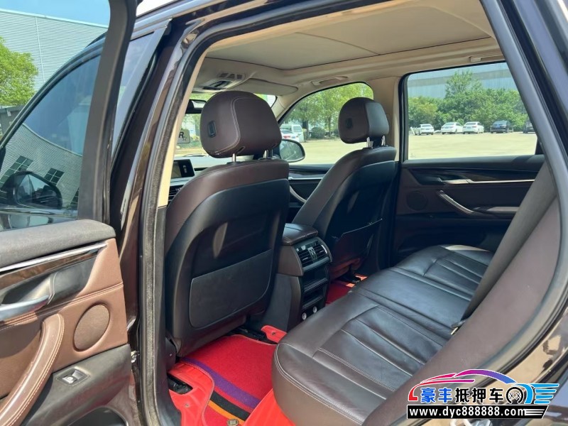 16年宝马X5轿车抵押车出售