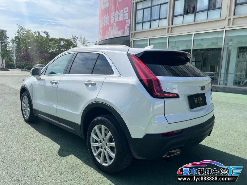 22年凯迪拉克XT4轿车抵押车出售