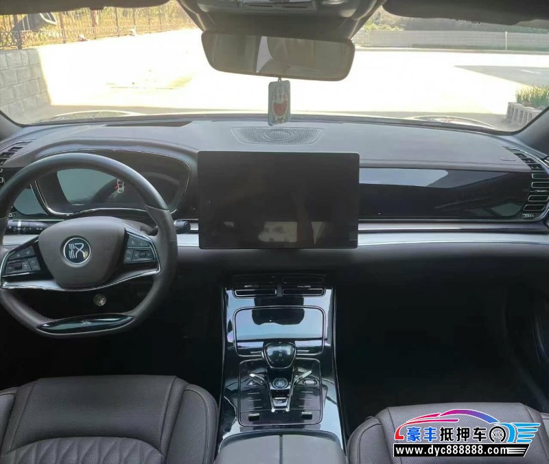 23年比亚迪汉轿车抵押车出售