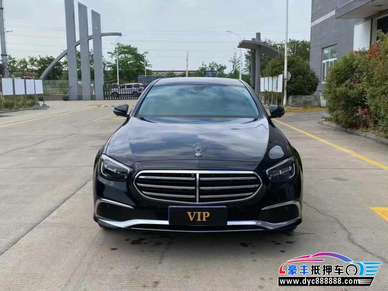 22年奔驰E轿车抵押车出售