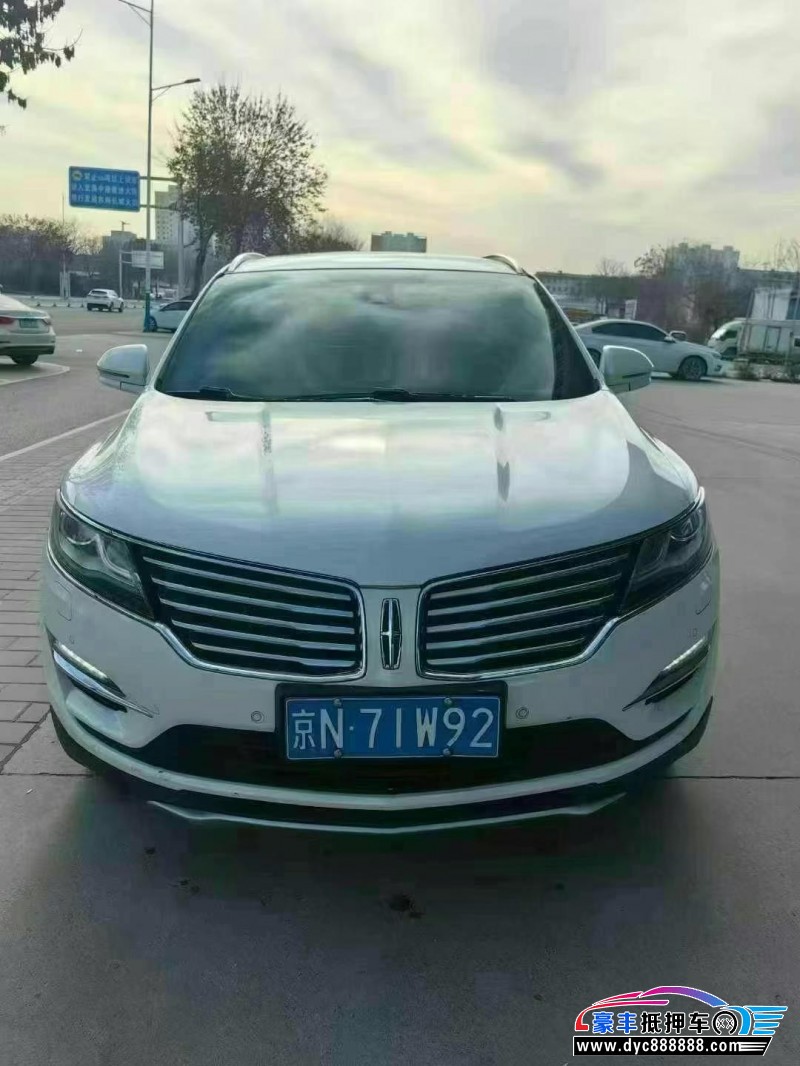 16年林肯MKC轿车抵押车出售