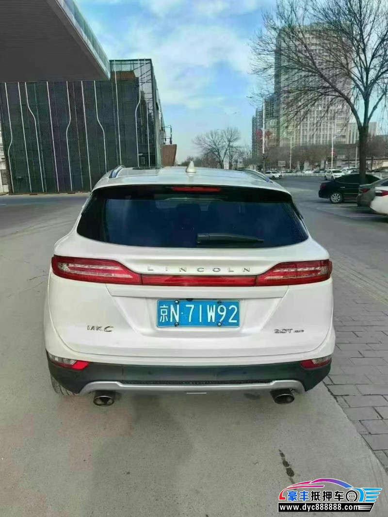 16年林肯MKC轿车抵押车出售