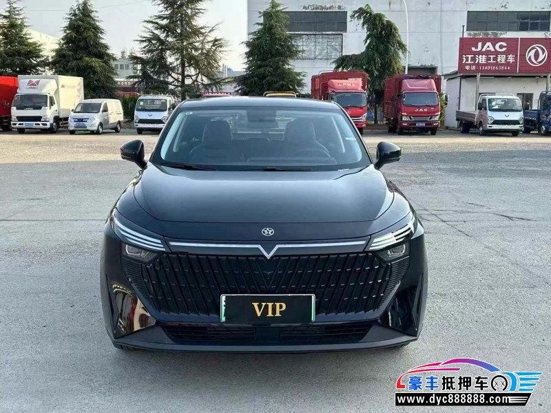 抵押车出售24年启辰大V轿车