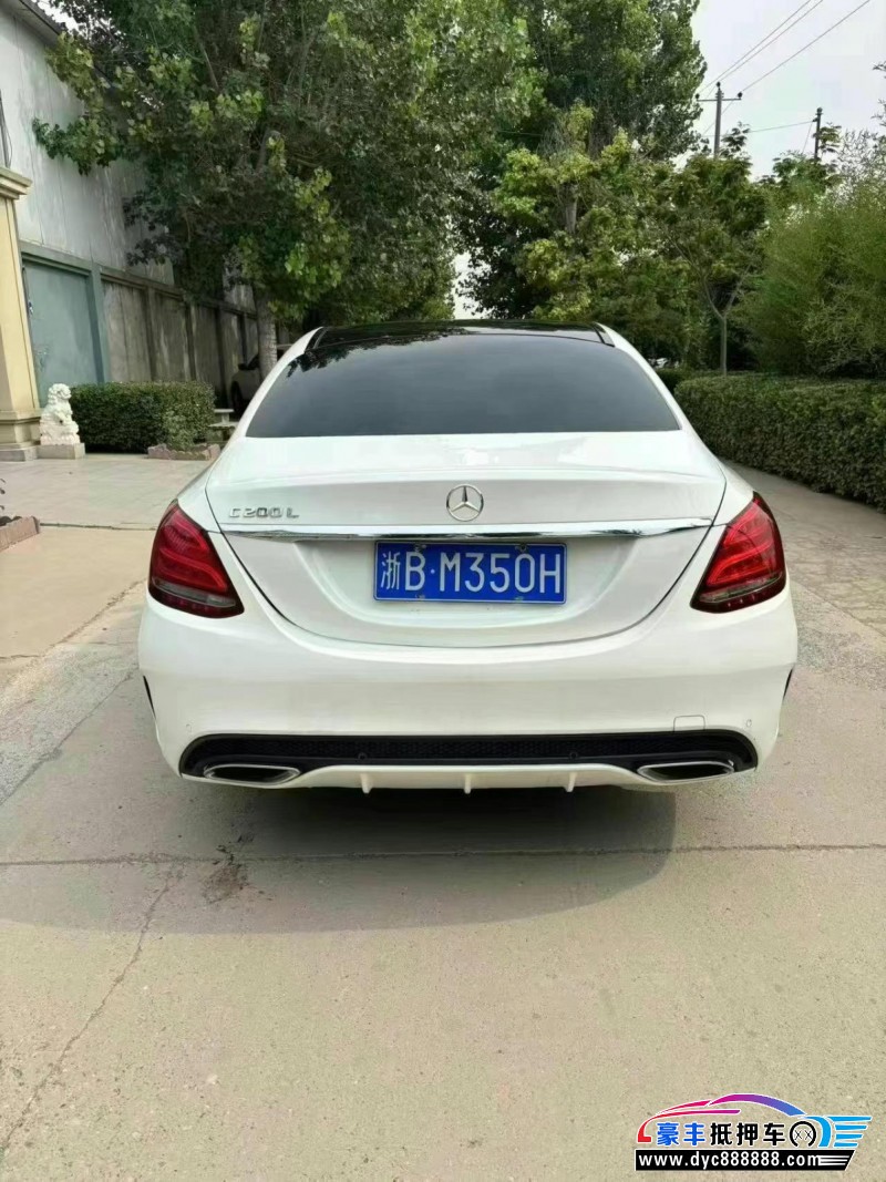 18年奔驰C轿车抵押车出售