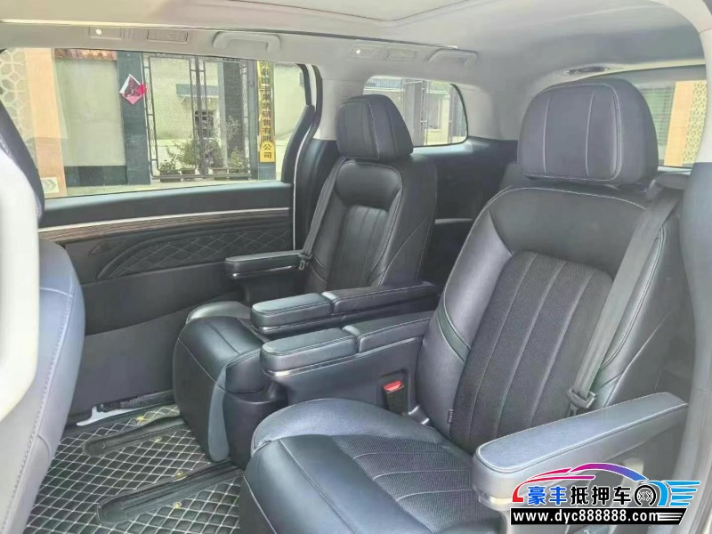 20年传祺M8轿车抵押车出售