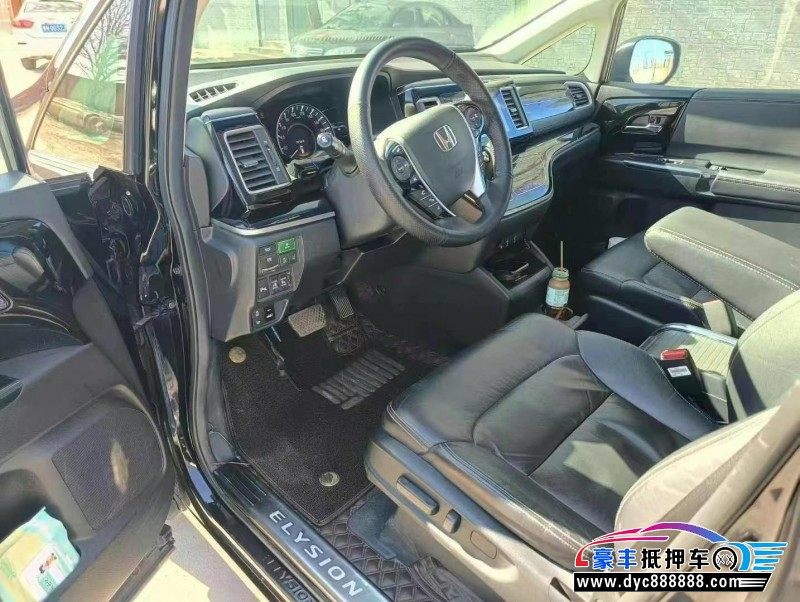 20年本田艾力绅轿车抵押车出售
